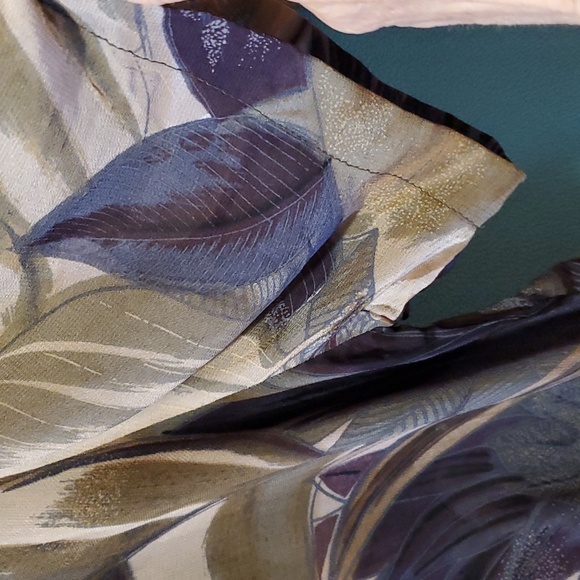 Warm Tone Tropical Avenue Blouse Beige-Brown-Green. Plus Size 18/20. - Picture 4 of 6